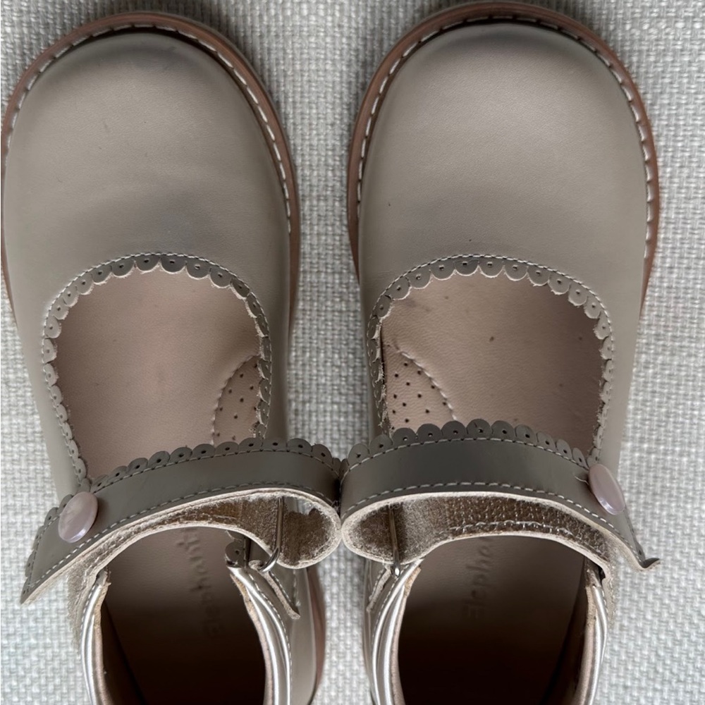 Elephantito size 12 girls metallic crème color